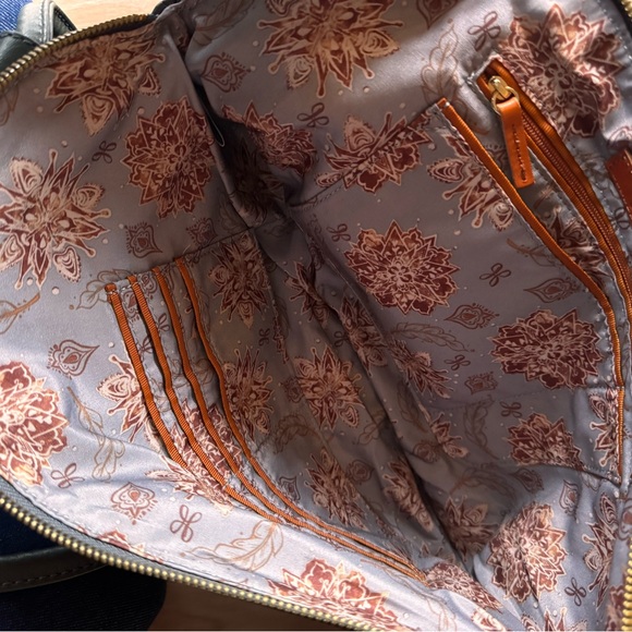 HOBO Gray Leather Stevie Fringe Clutch - Picture 8 of 13